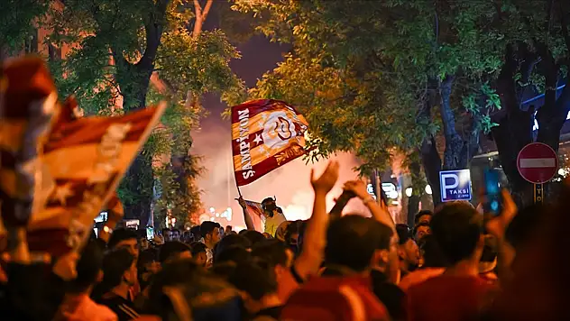 Galatasaray, Barcelona, Porto ve PSV ile yarışıyor