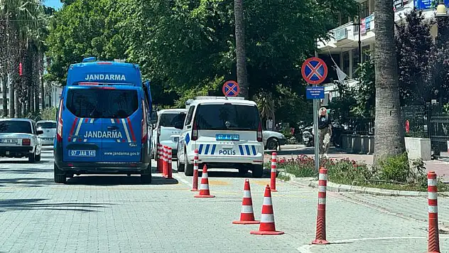 3 düzensiz göçmenle yakalandı