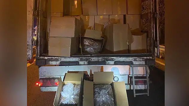 11 ton kaçak tütün ele geçirildi