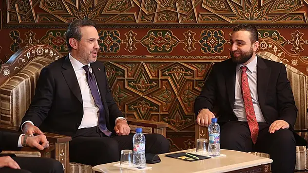 Enerji ve Tabii Kaynaklar Bakanı Bayraktar, Şam'da