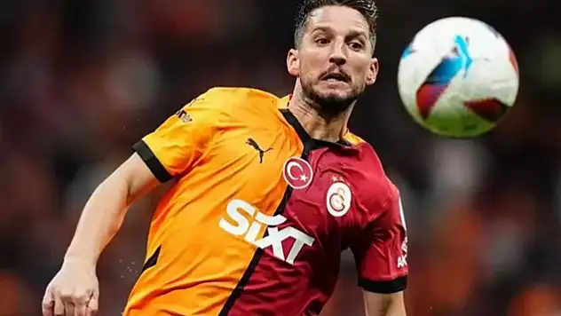 Mertens'in Galatasaray'a dünya yıldızı getiriyor
