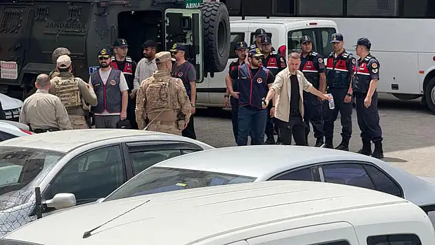 Baba-oğul soruşturmasında 7 şüpheli adliyede