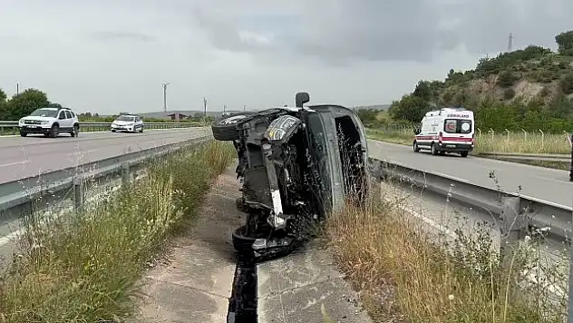 Amasya'da Su Kanalına Uçan Araçta 2 Kişi Yaralandı
