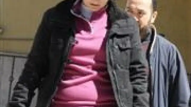 Bebeğini öldüren anne tutuklandı