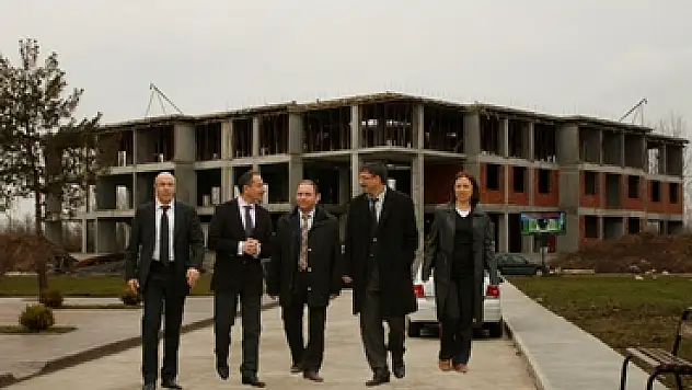 Dekan Uludağ, İletişim Fakültesi inşaatını ziyaret etti