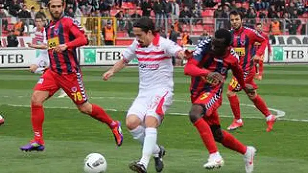 Samsunspor tutunmaya çalışıyor