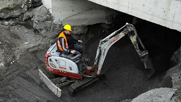 Kesintisiz ve güvenli altyapı için çalışmalar sürüyor