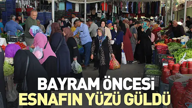 BAYRAM ÖNCESİ ESNAFIN YÜZÜ GÜLDÜ