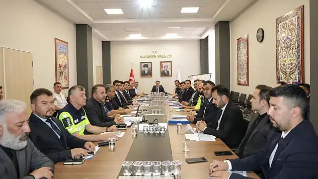Vali Işın'ın başkanlığında 'Güvenlik ve Asayiş' toplantısı