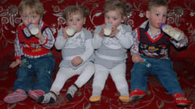 Dördüzlerin ailesi çaresiz