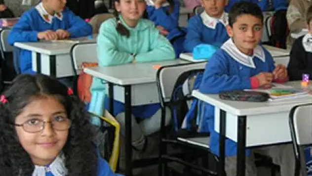 'Kur'an dersinde abdest yok, başörtüsü seçmeli'