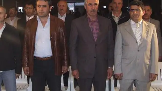 Türkav, 'Heybeli ada hain yuvası açılıyor'