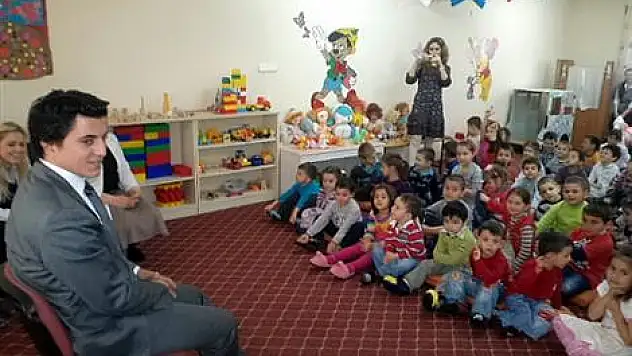 Minik Öğrencilerden Kaymakama İlgiç Sorular