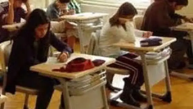 Dershanelere ilk işaret