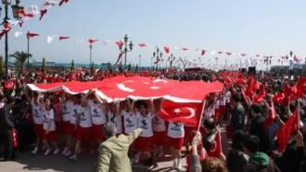 19 Mayıs'ta tören var mı ?