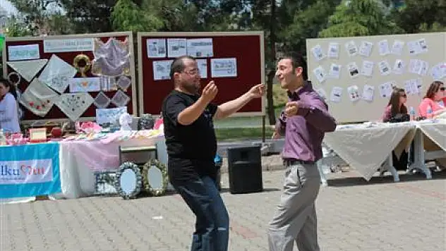 Engelliler Sergi Açtı