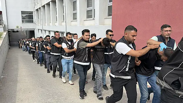 159 şüphelinin kimliği tespit edildi