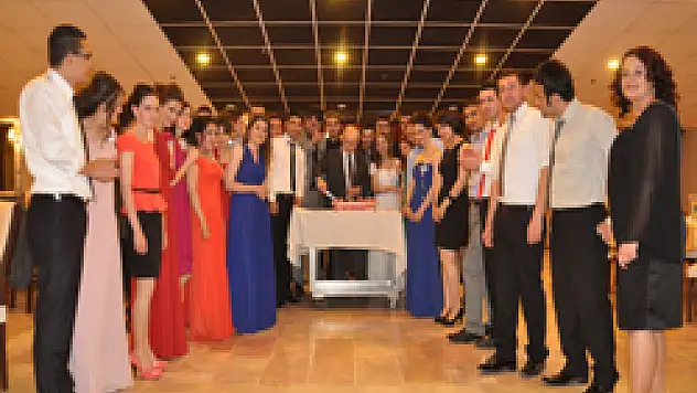 OMÜ Sosyal Bilgiler de veda hüznü