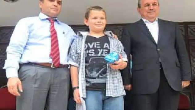 M.Kemal İ.Ö.O'da karne töreni