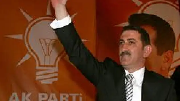 Efsane Başkan Dönüyor