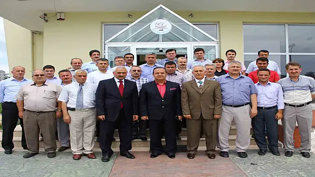 Müdürlere veda yemeği