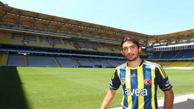 Mehmet Topal resmen Fenerbahçe'de
