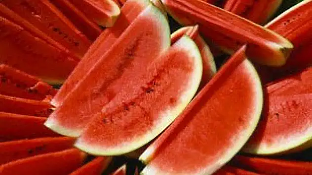 Karpuz tansiyonu düzeltiyor