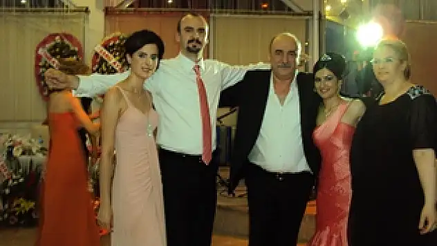 Şeyda& Reha'dan evliliğe ilk adım