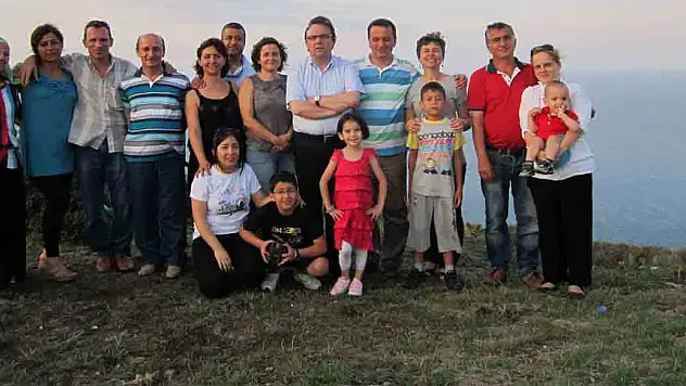 ÇARŞAMBA LİSESİ 1983 MEZUNLARI HASRET GİDERDİ