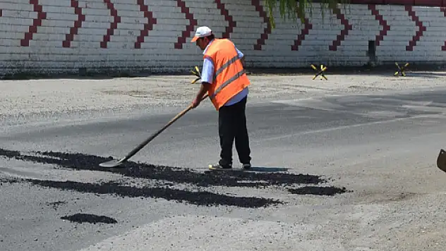 Ayvacık Turizmine Yol Engeli 