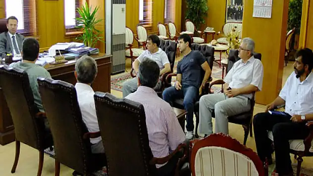 Gazete Sahipleri Vali Aksoy'u ziyaret etti