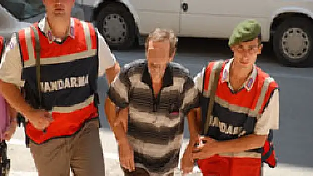 Jandarma zehir tarlasını buldu