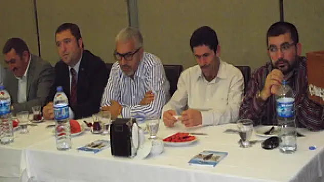 AK Parti İftarda buluştu