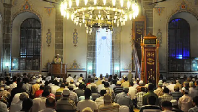 Samsun'da Camiler Doldu Taştı