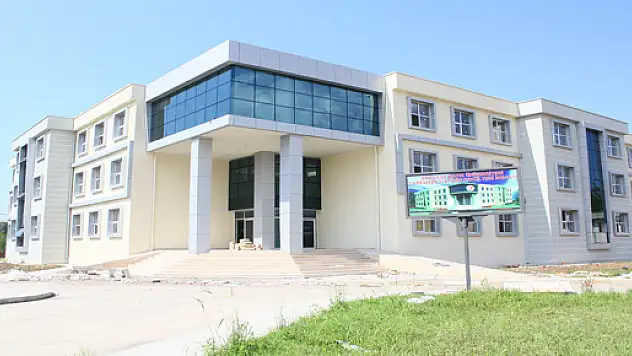 İletişim Fakültesi inşaatında artık son rötuşlar atılıyor