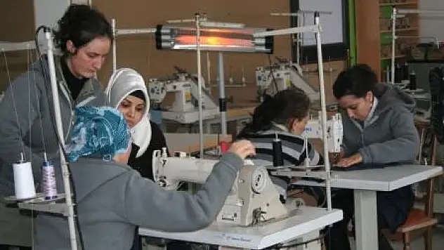 Tekkeköy Belediyesi'nden istihdama katkı