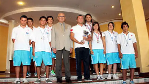 Yılmaz'dan Türkiye 2.Si Sukay'a Altın