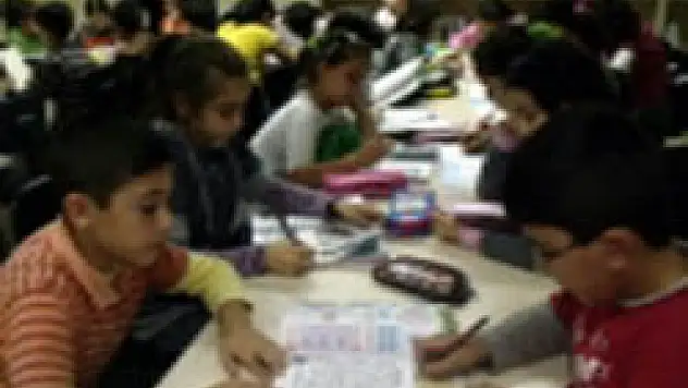 Çocuklar Bilgiyi Eğlenerek Öğreniyor