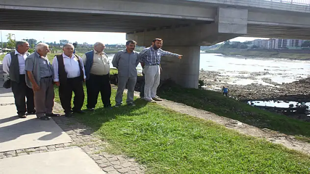 Esnafın kokuya tahammülü kalmadı