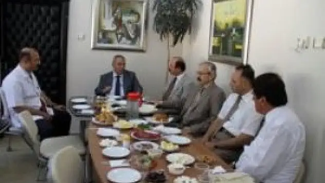 Sağlık sorunlarını dinledi