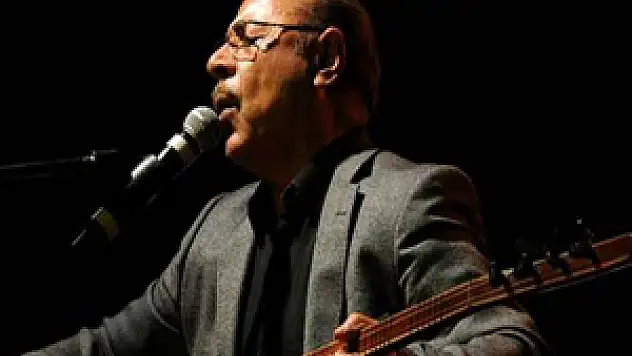 Neşet Ertaş hayatını kaybetti