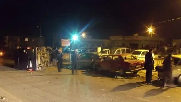 Zincirleme kazada 5 araçta maddi hasar oluştu