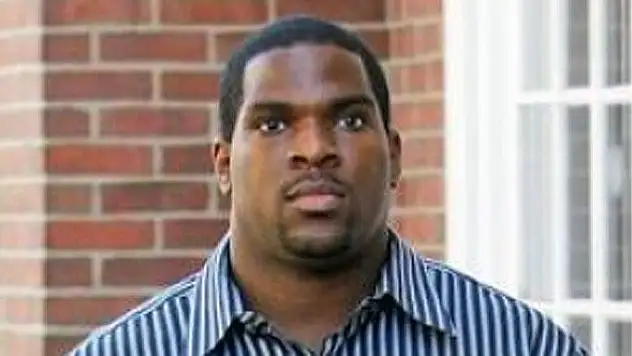 6 yaşındaki öğrencisine dava açtı