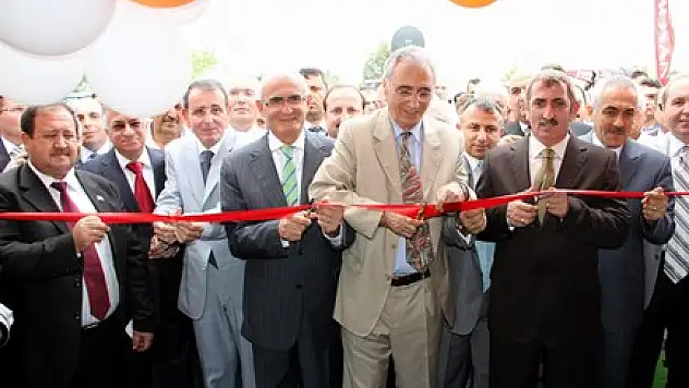 Samsun Tarım Hayvancılık Ve Zirai Donatım Fuarı Açıldı