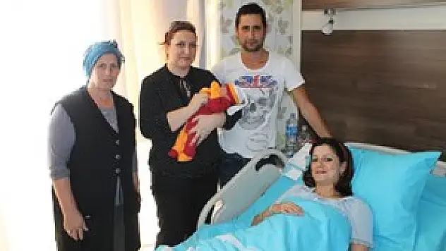 Dayı Ailesi'nin mutlu günü