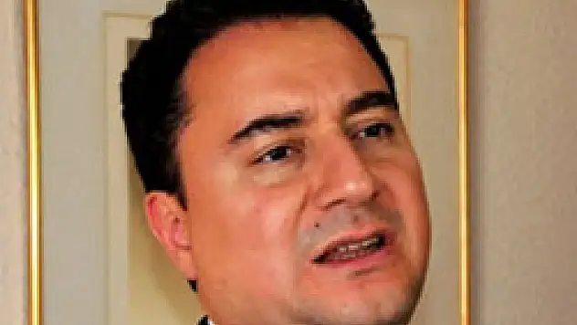 Babacan kendi işine dönecek