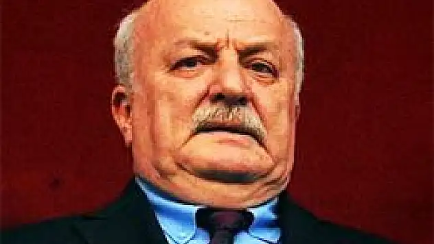 Sadri Şener Galatasaray'a çattı