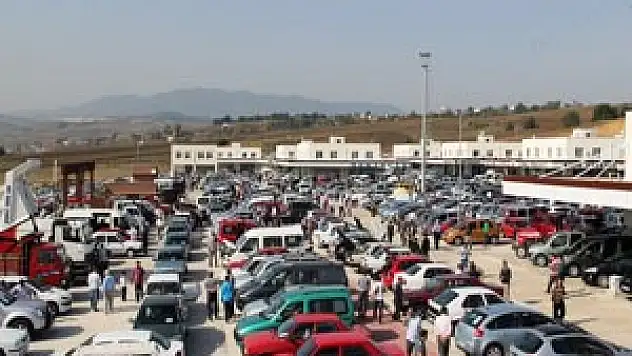 Araçlara bakan çok alan yok