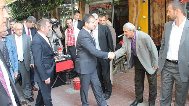 Bakan Kılıç Samsunlularla bayramlaştı