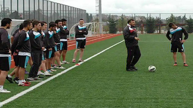 ÇARŞAMBASPOR HAZIRLIKLARINI SÜRDÜRÜYOR